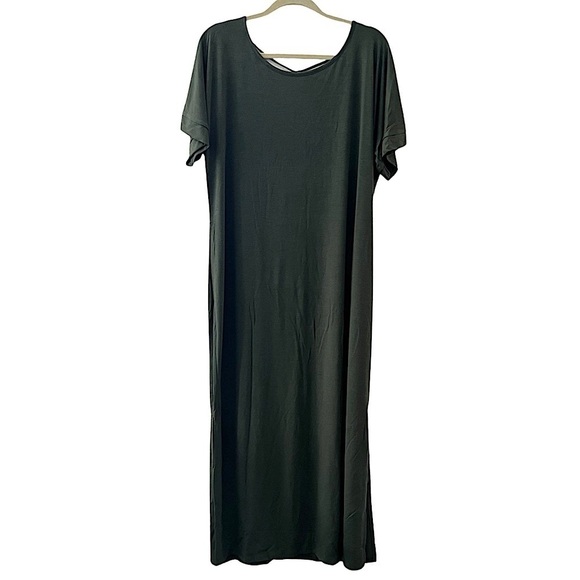 SHOP BASIC USA • Women’s Army Green Short Sleeve Slit Open Back Long Dress - Picture 2 of 8